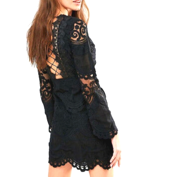 Foxidox black lace long sleeve mini dress - Picture 2 of 10